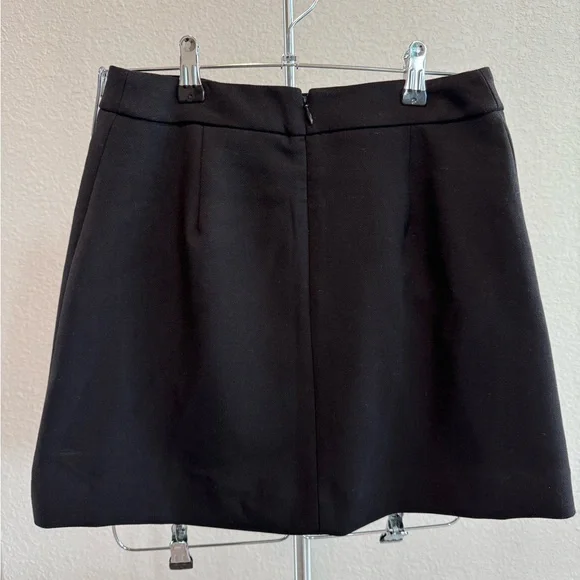 Women’s Express Black Skirt - Picture 2 of 4
